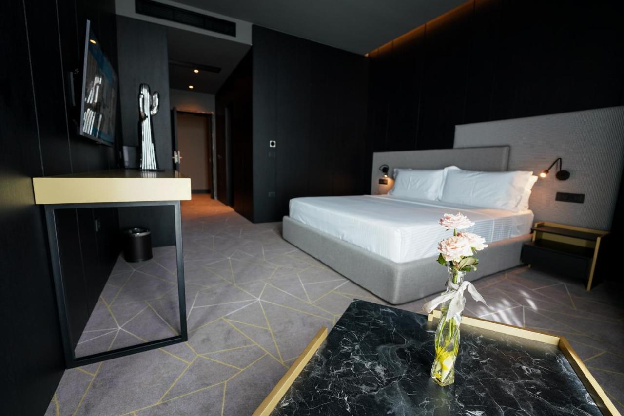 The Central View Boutique Hotel Vlorë Exterior foto