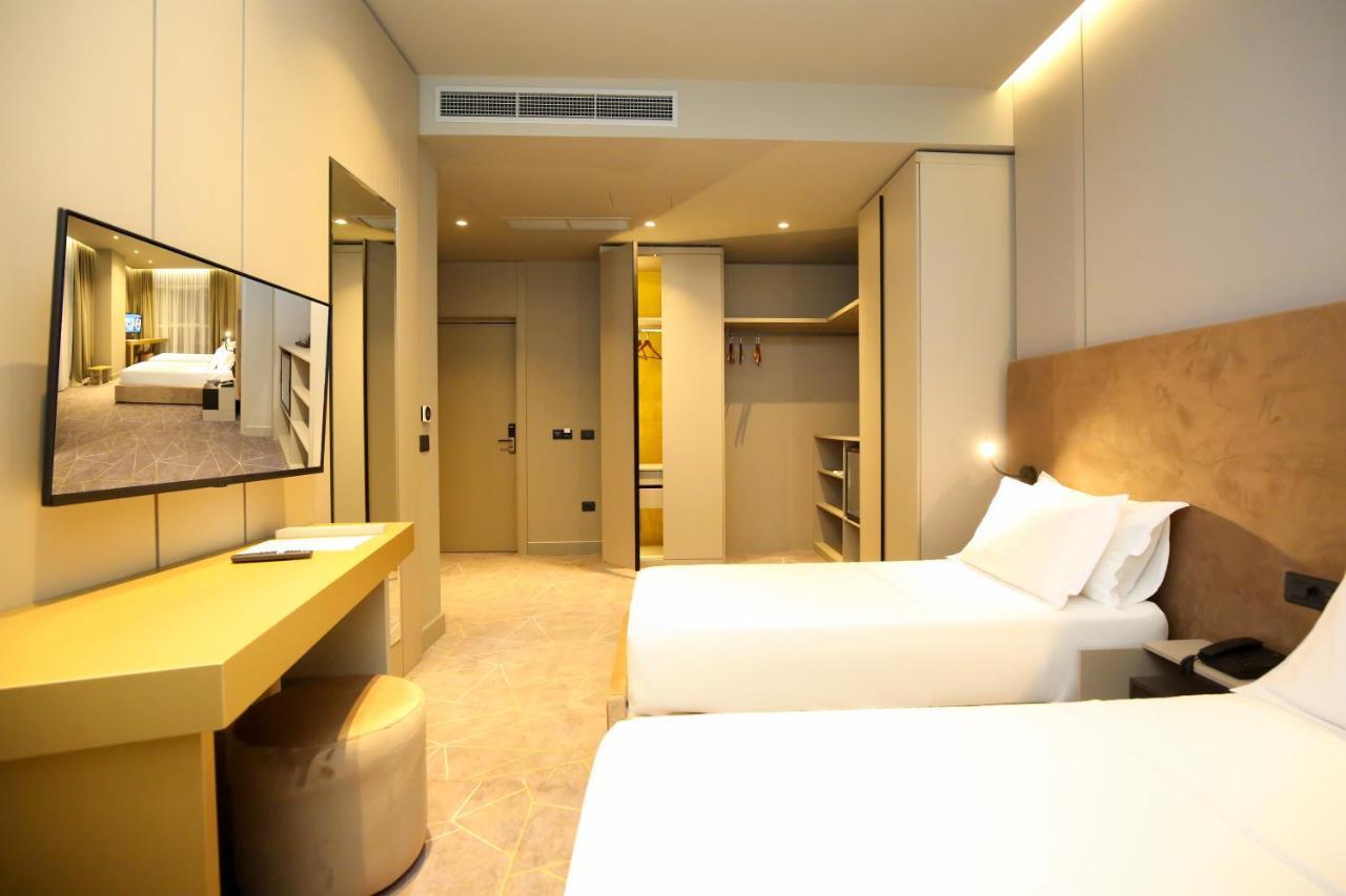 The Central View Boutique Hotel Vlorë Exterior foto