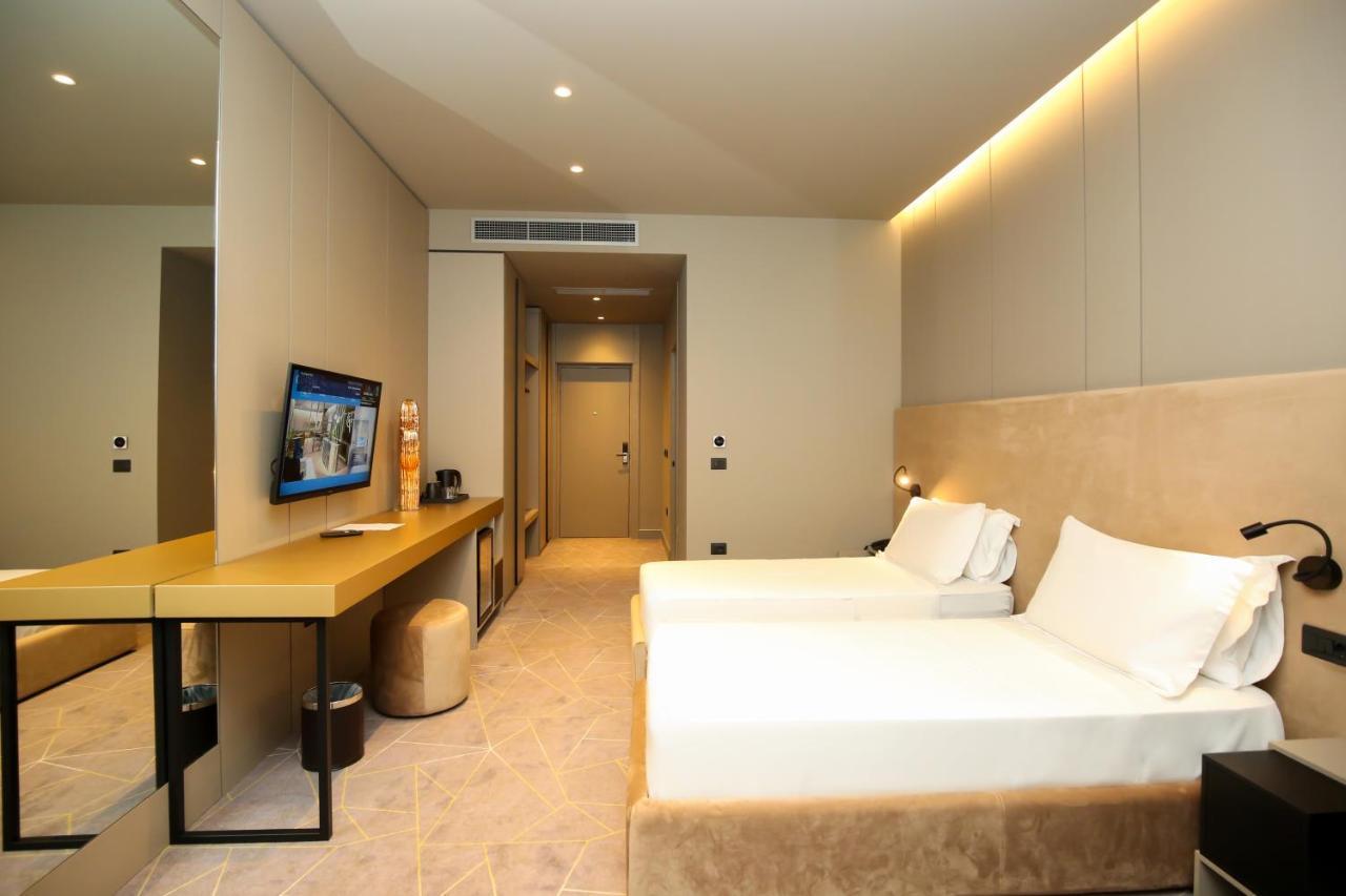 The Central View Boutique Hotel Vlorë Exterior foto