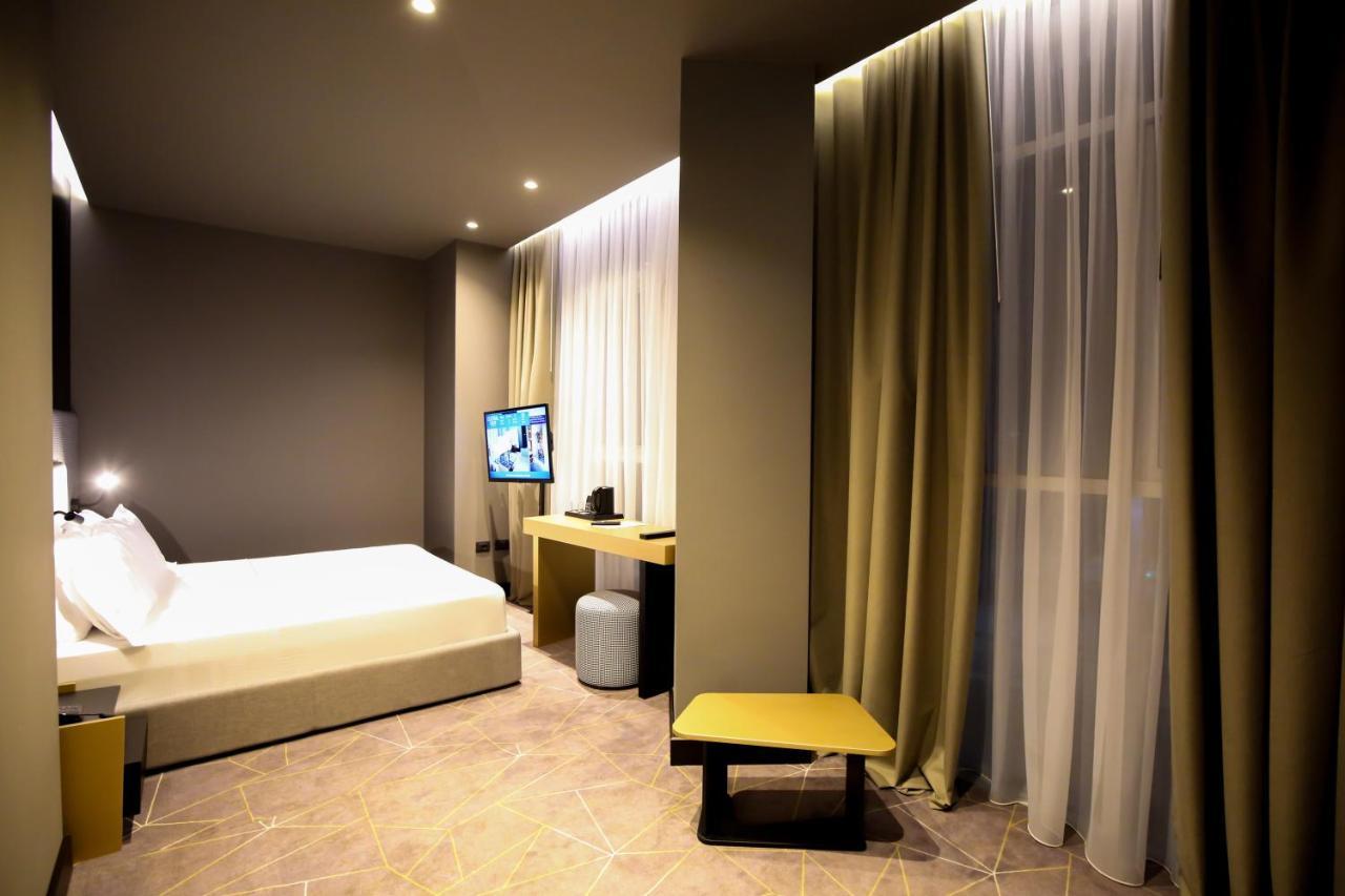 The Central View Boutique Hotel Vlorë Exterior foto